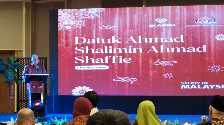 Pagelaran “The Malaysia Alumni Icon Awards & Outlook Forum” di Jakarta
