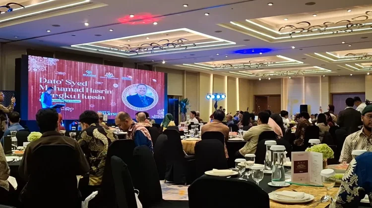 Pagelaran “The Malaysia Alumni Icon Awards & Outlook Forum” di Jakarta