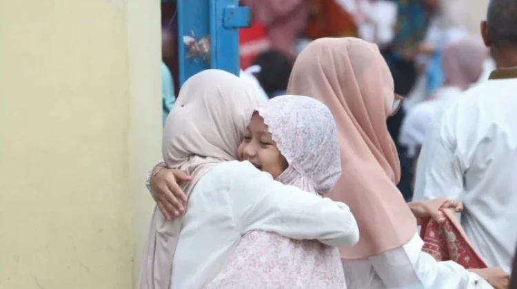 Momen Khidmat Salat Idulfitri di Jakarta