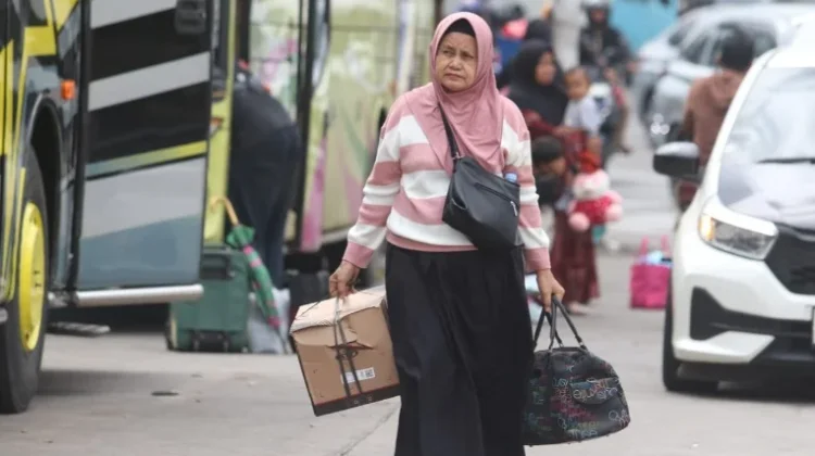 Arus Balik Terminal Lebak Bulus Terpantau Lenggang