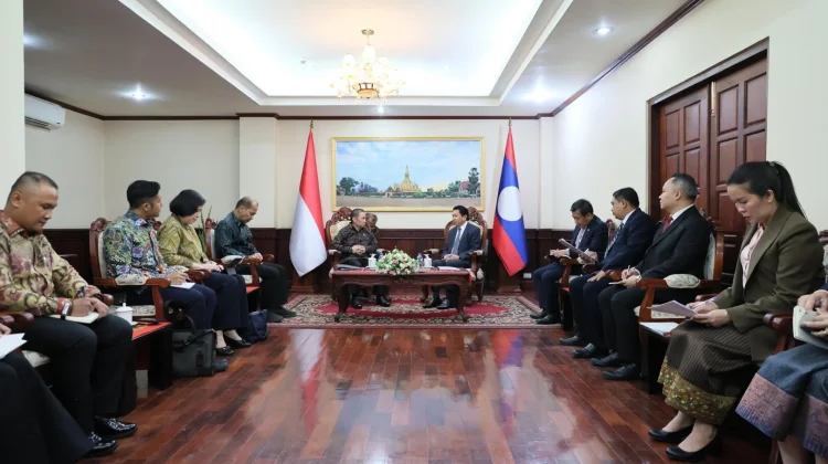 Wamenlu RI Kunjungi Laos, Bahas Penguatan Hubungan Bilateral