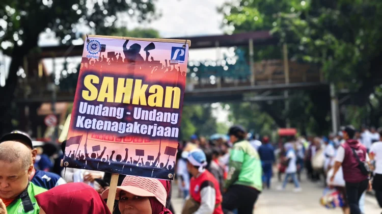 Buruh GSPMII Suarakan UU Ketenagakerjaan dan Tolak Upah Murah
