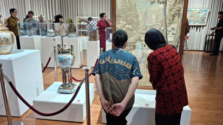 Pameran Seni Jepang di Indonesia Turut Pajang Karya Era Meiji Abad ke-18