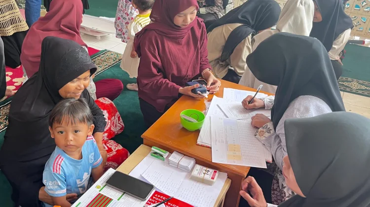 Wamenkes Tinjau Layanan Imunisasi di Banda Aceh, Dorong Penurunan Anak Zero Dose