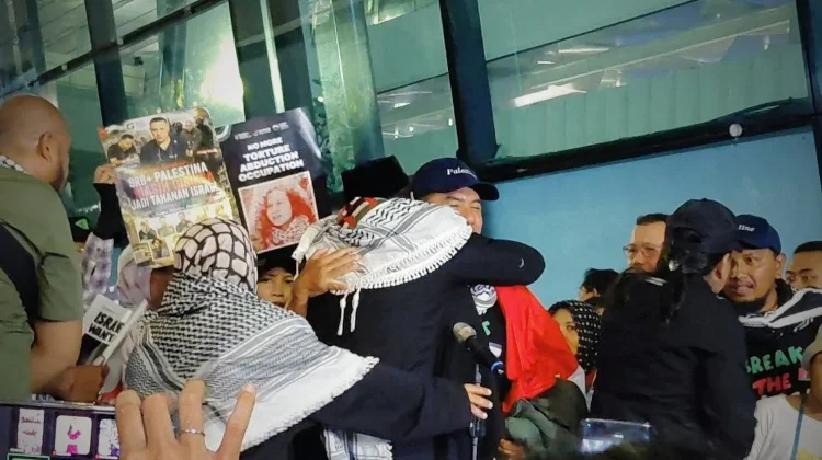 Sembilan WNI Relawan Global Sumud Flotilla Tiba di Tanah Air