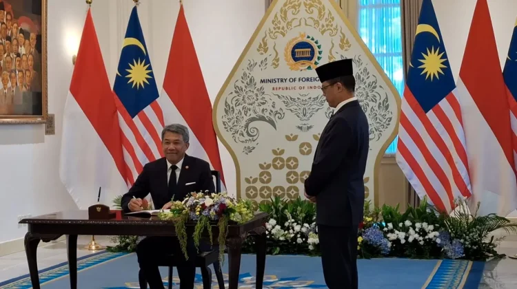 Menlu RI-Malaysia Gelar Pertemuan Komisi Gabungan di Jakarta setelah 8 Tahun