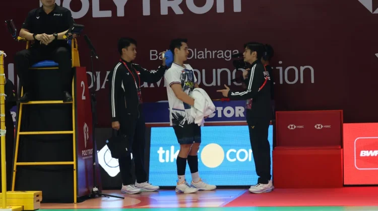 Pengalaman Bicara, Jonatan Christie Hentikan Langkah Alwi Farhan