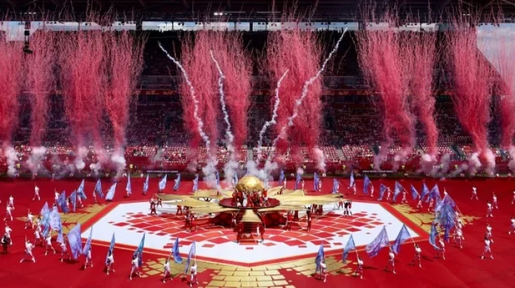 Atmosfer Spektakuler Warnai Pesta Pembukaan Piala Dunia di Kanada