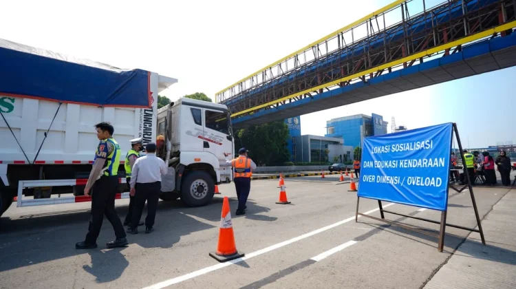 Korlantas Polri Gandeng Stakeholder Sosialisasikan 'Over Dimension Over Load'