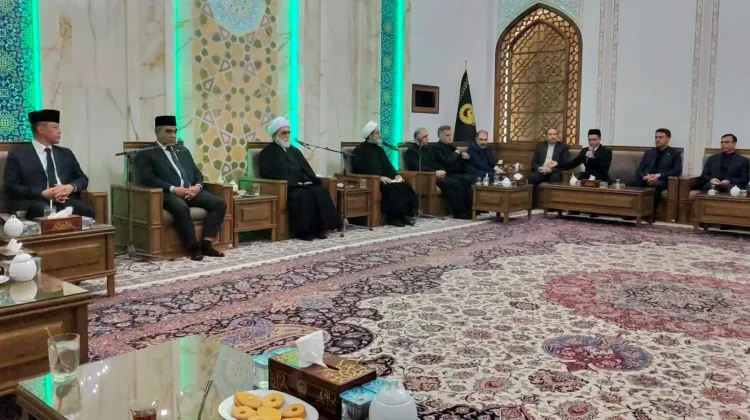 Menlu RI Berikan Penghormatan Terakhir ke Ayatollah Ali Khamenei di Mashhad
