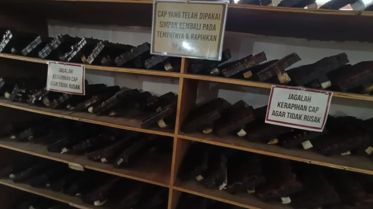Berita Foto - Rumah Batik Komar Lestarikan Sepuluh Ribu Desain - RRI.co.id