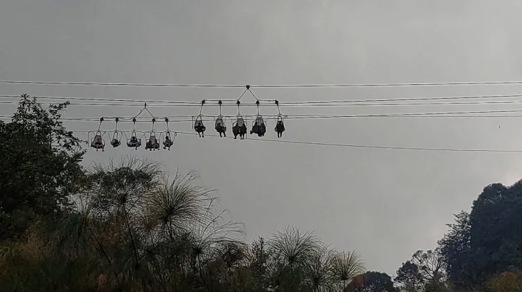 Menikmati Keindahan Bukit Rengganis, Wisata Alam Hits Penuh Pesona