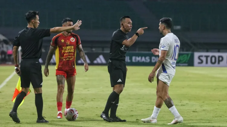 Drama Imbang, Semen Padang Harus Puas Berbagi Poin dengan PSIS
