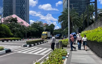 Penerapan WFH Perdana, Aktivitas di Kawasan Sudirman-SCBD Tetap Normal