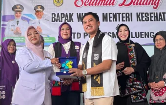Wamenkes Tinjau Layanan Imunisasi di Banda Aceh, Dorong Penurunan Anak Zero Dose