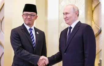 Presiden Putin Sambut Hangat Kehadiran Menlu RI di KTT ASEAN-Rusia