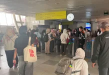 LRT Jabodebek Ramai Digunakan Warga pada Hari Kedua Libur Panjang