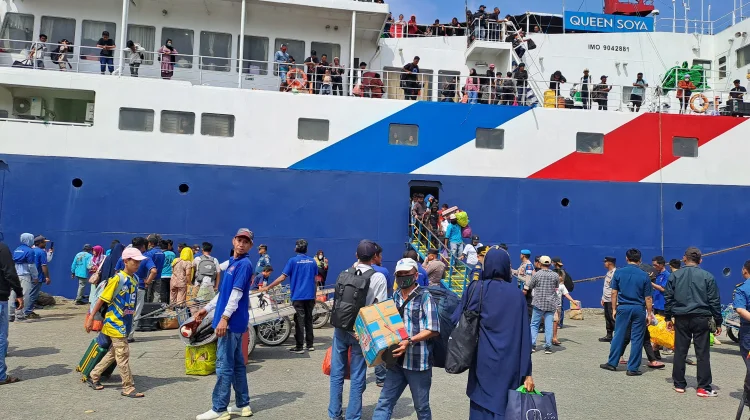 Arus Balik Lebaran di Pelabuhan Samarinda, Ribuan Masyarakat dari Parepare Tiba