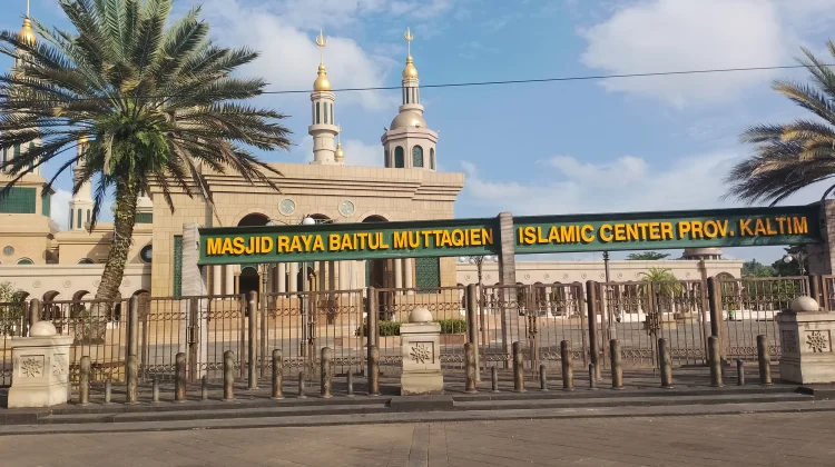 Islamic Center Samarinda Diminati Gen Z, Jadi Surga Spot Foto Estetik.