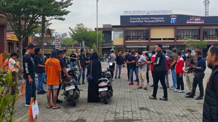 Rekontruksi Kasus Penikaman di Gunung Manggah yang Menewaskan Seorang Pria