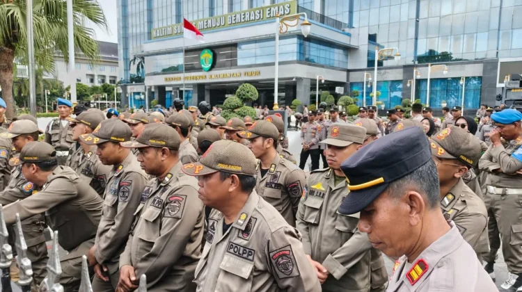 Simulasi Pengamanan Aksi Unjuk Rasa 21 April 2026
