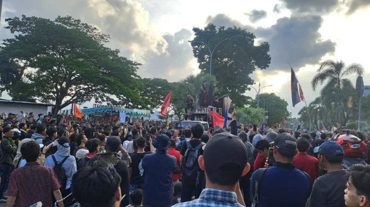 Situasi Terkini Demo 214 di Samarinda