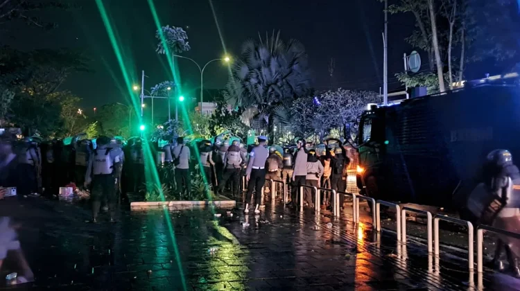 Situasi Terkini Demo 214 di Samarinda
