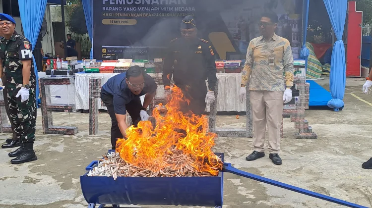 Bea Cukai Samarinda Musnahkan Rokok dan Miras Ilegal Senilai Rp3 Miliar