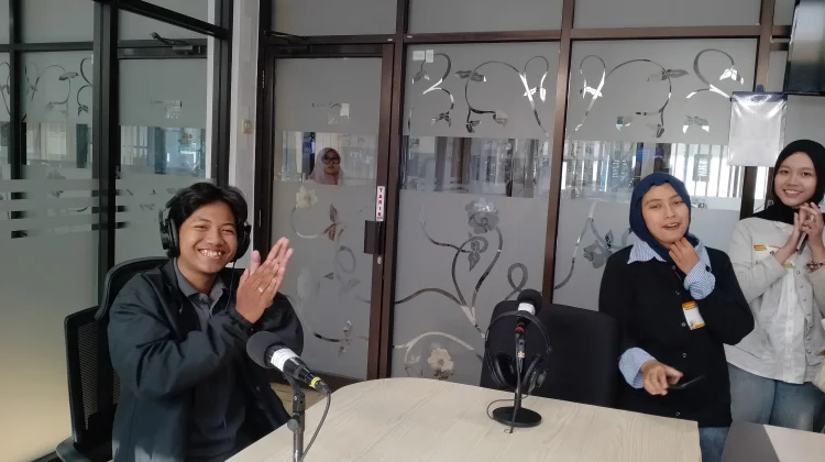Announcer Academy RRI Samarinda Batch 3, Belajar Public Speaking