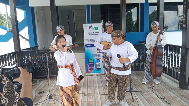 Kesenian Daerah Tingkilan Tepian Mahakam
