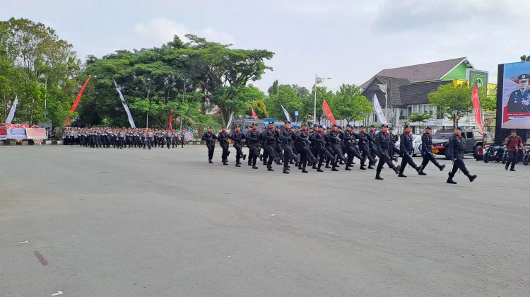 Suasana Upacara Peringatan Hari Bhayangkara ke-80 di GOR Segiri Samarinda
