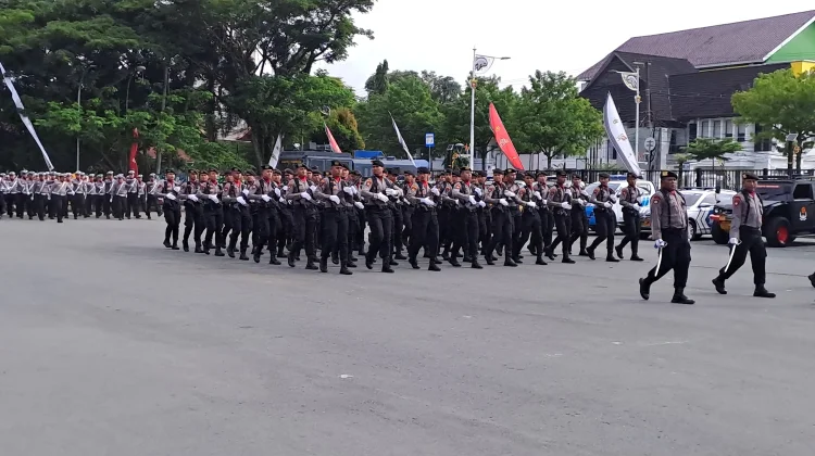 Suasana Upacara Peringatan Hari Bhayangkara ke-80 di GOR Segiri Samarinda
