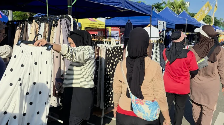 Minggu Pagi di GOR Kadrie Oening, Warga Ramai Berolahraga dan Kulineran