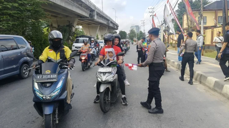 Polresta Samarinda Tebar Semangat Merah Putih jelang Kemerdekaan ke-81 RI