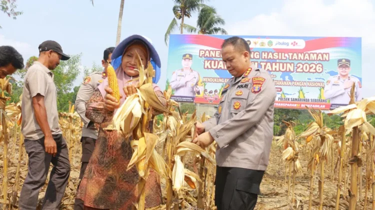 Polresta Samarinda Panen Satu Ton Jagung di Loa Janan Ilir