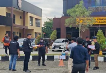 Rekontruksi Kasus Penikaman di Gunung Manggah yang Menewaskan Seorang Pria