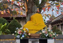 Suasana Ibadah Detik-Detik Tri Suci Waisak 2570 BE/2026 di Vihara Muladharma