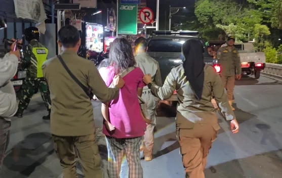 Satpol PP Samarinda Amankan Anjal dan Gepeng dan Sita Miras Oplosan
