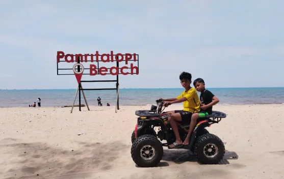 Berita Foto - Serunya Menjelajahi Pantai dengan ATV, Wisata Adre…