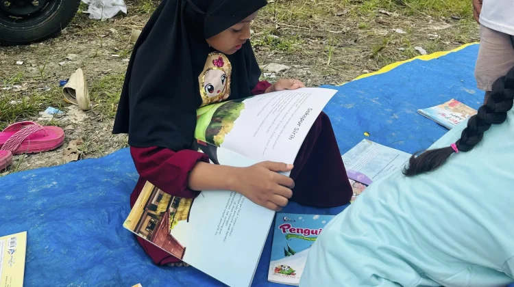 Keseruan Ngabuburit di Bazar Literasi Sampang