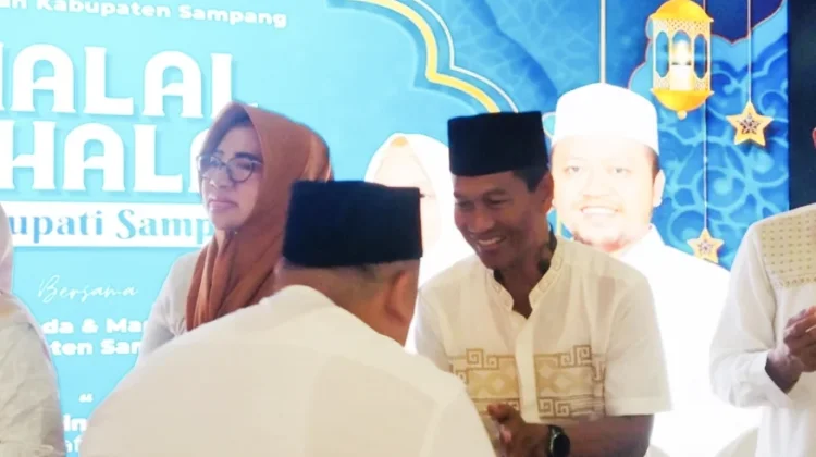 Kehangatan Open House di Pendopo Trunojoyo Sampang