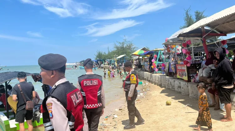Polres Pamekasan Jaga Keamanan Wisatawan