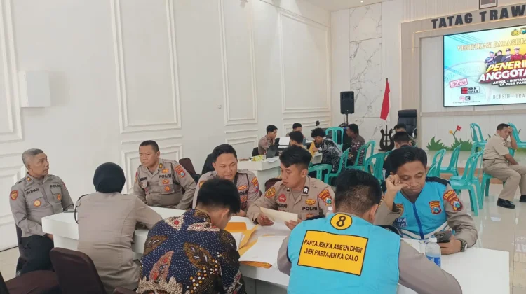 Hari Terakhir Pendaftaran Penerimaan Polri di Pamekasan