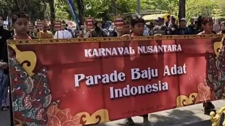 Kemeriahan Karnaval Simfoni Nusantara Sabilillah Sampang