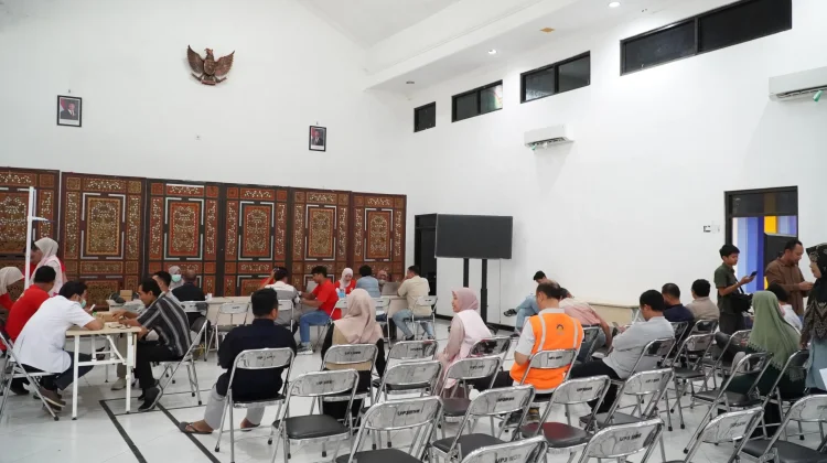 Peringati Hari Buruh Nasional, PLN UP3 Madura Gelar CKG