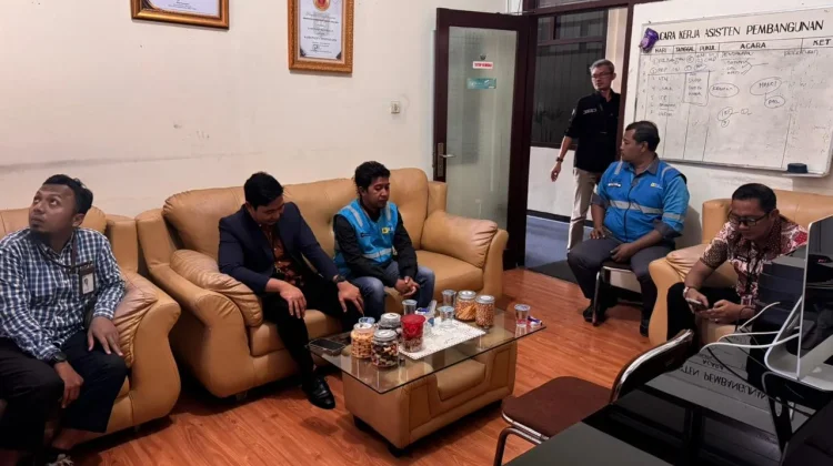 PLN Diskusi Program Listrik Gratis di Bangkalan