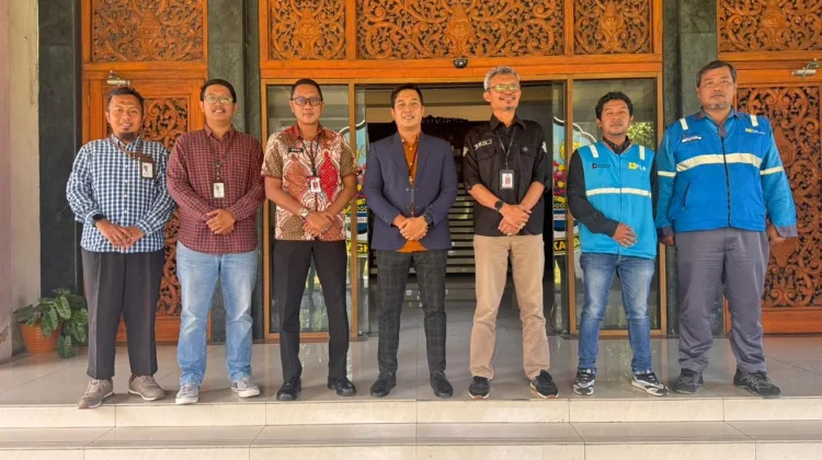 PLN Diskusi Program Listrik Gratis di Bangkalan