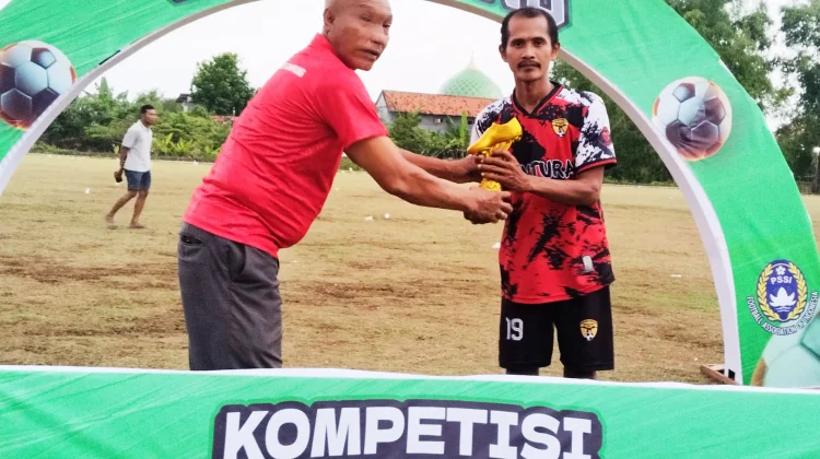 Pemenang Turnamen Fun Games U40 Sampang