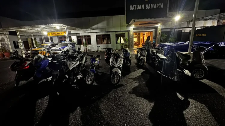 Malam Idul Adha, Polres Pamekasan Amankan Puluhan Unit Sepeda Motor