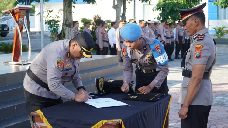 Serah Terima Jabatan di Polres Pamekasan